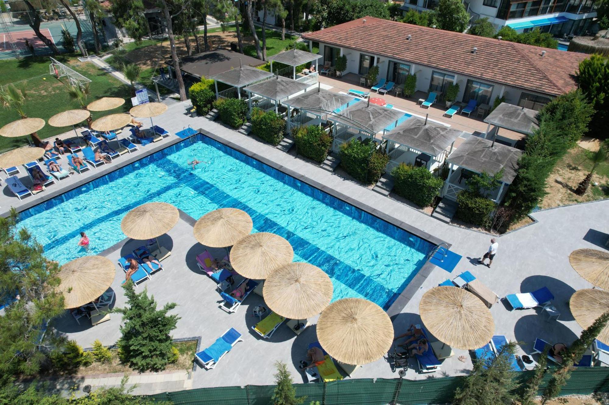 Linda Resort Hotel Side Exterior foto